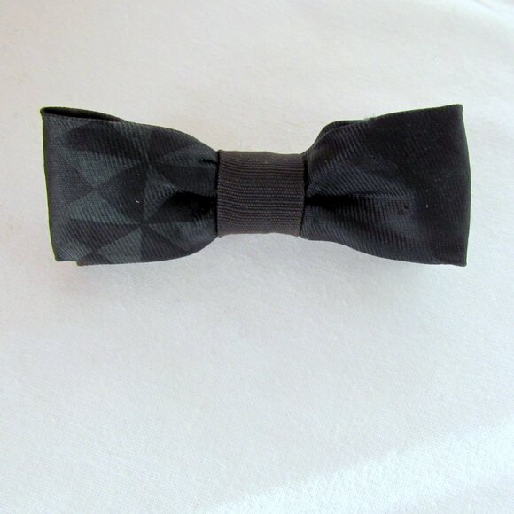 BABY BOY'S BOW TIES - 2 CLIP-ON INFANT BOWTIES, BLACK, BLUE, by BEAU JR & ROYAL - Picture 6 of 10